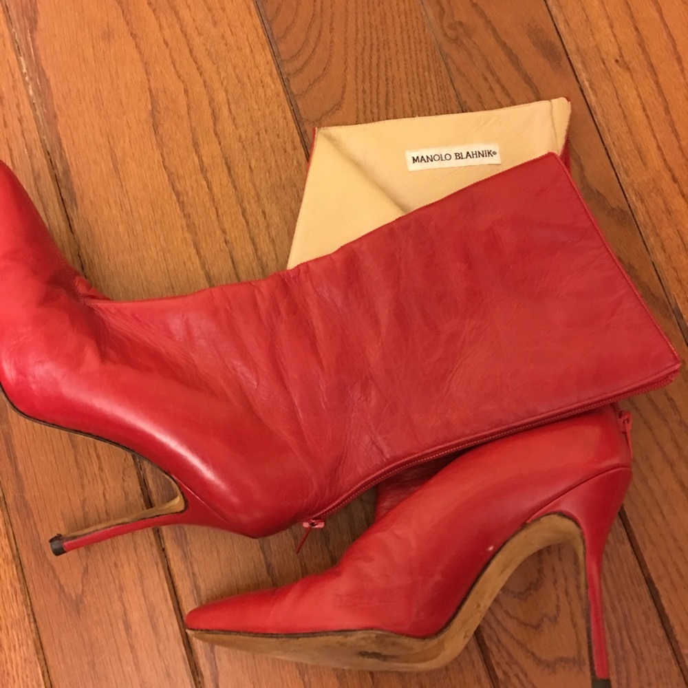 Manolo Blahnik red 4 inch heel boots